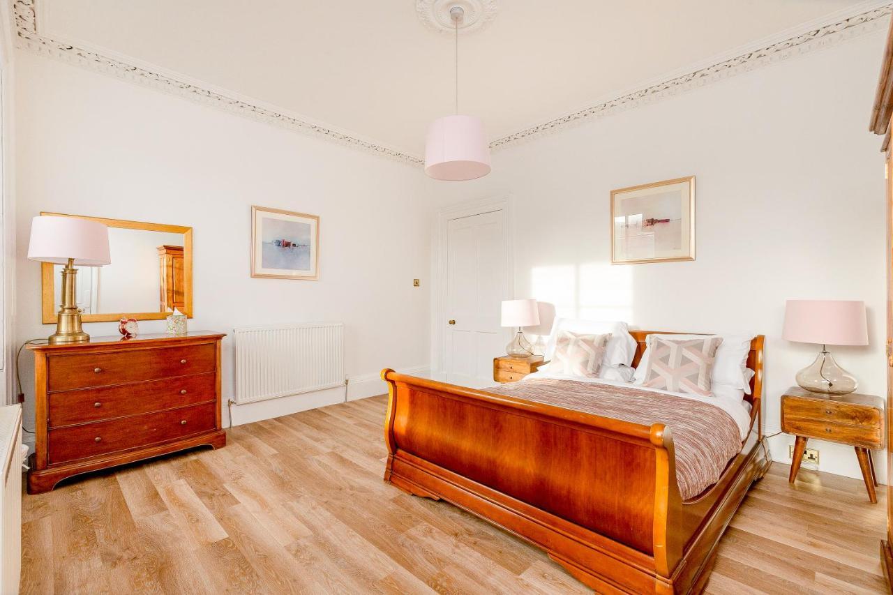 Heart Of Edinburgh City Centre 3 Bed Georgian Apt מראה חיצוני תמונה